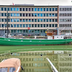 Botel Boathotel Wilhelmina 